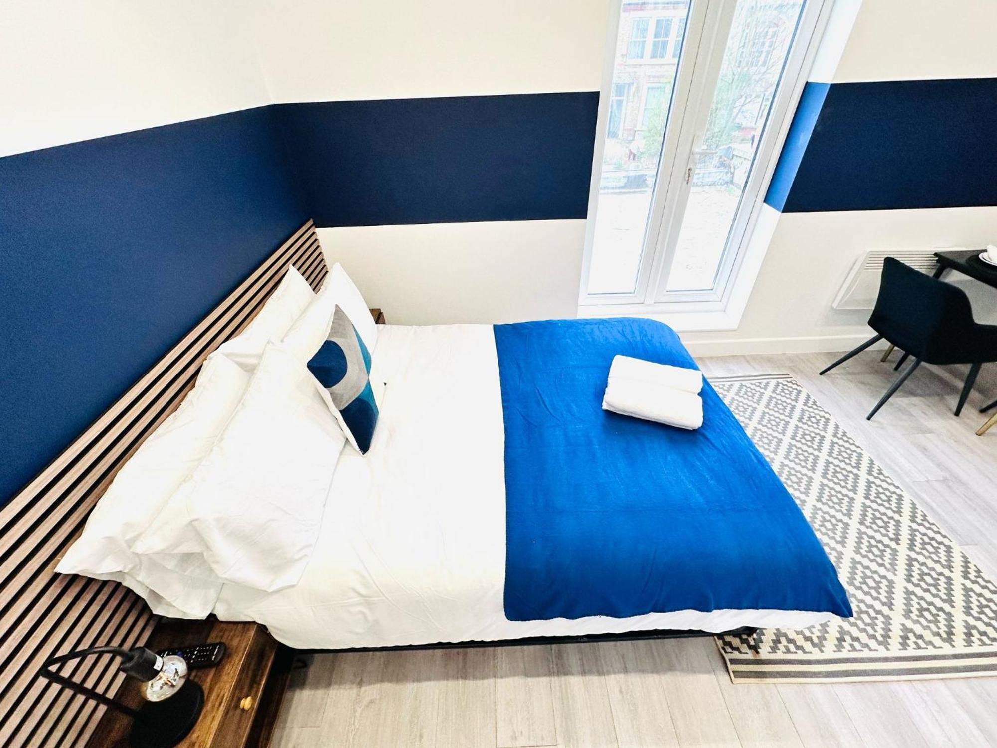 High Standard Central Studios Perfect For Tourists! لندن المظهر الخارجي الصورة
