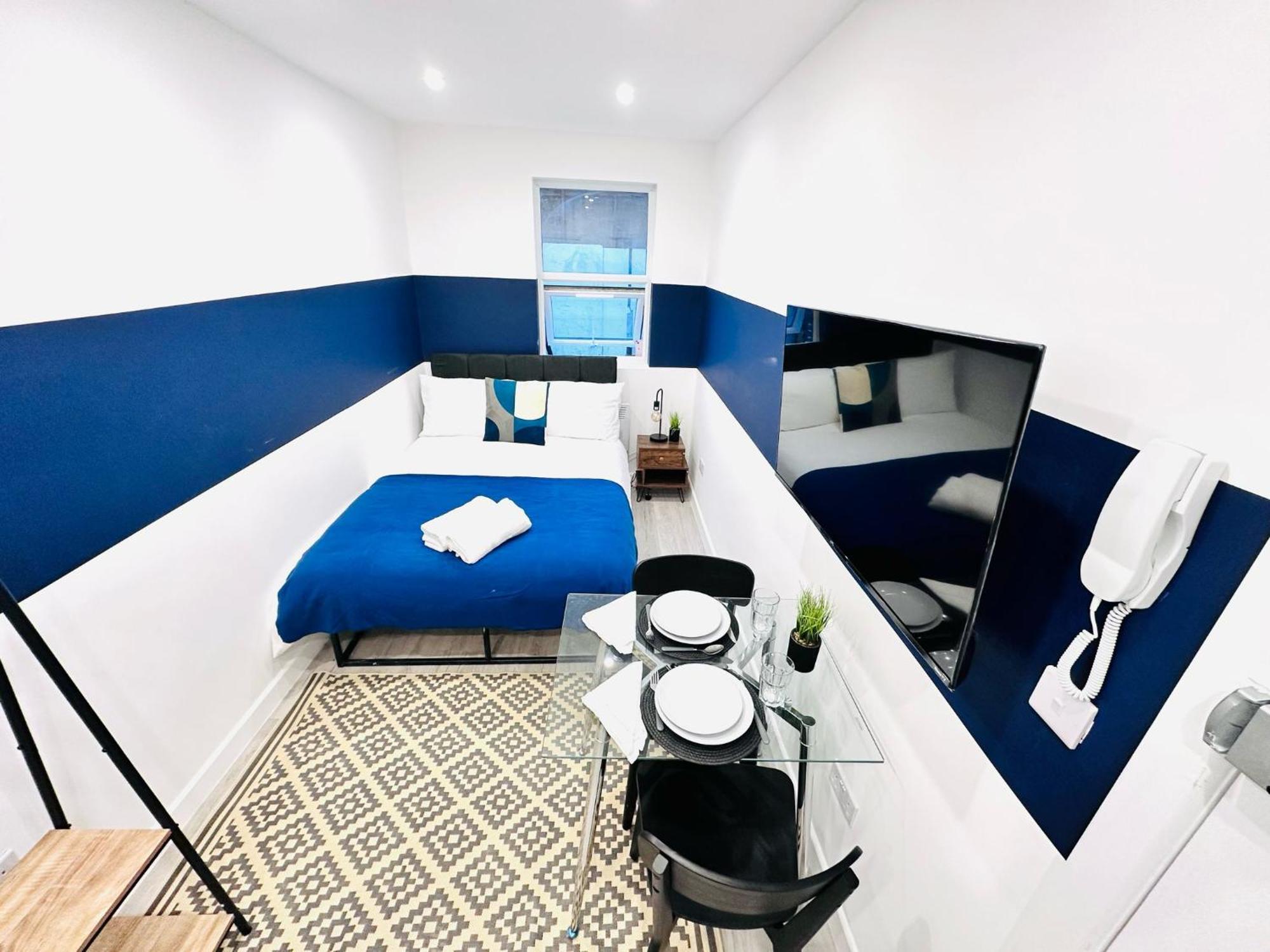High Standard Central Studios Perfect For Tourists! لندن المظهر الخارجي الصورة