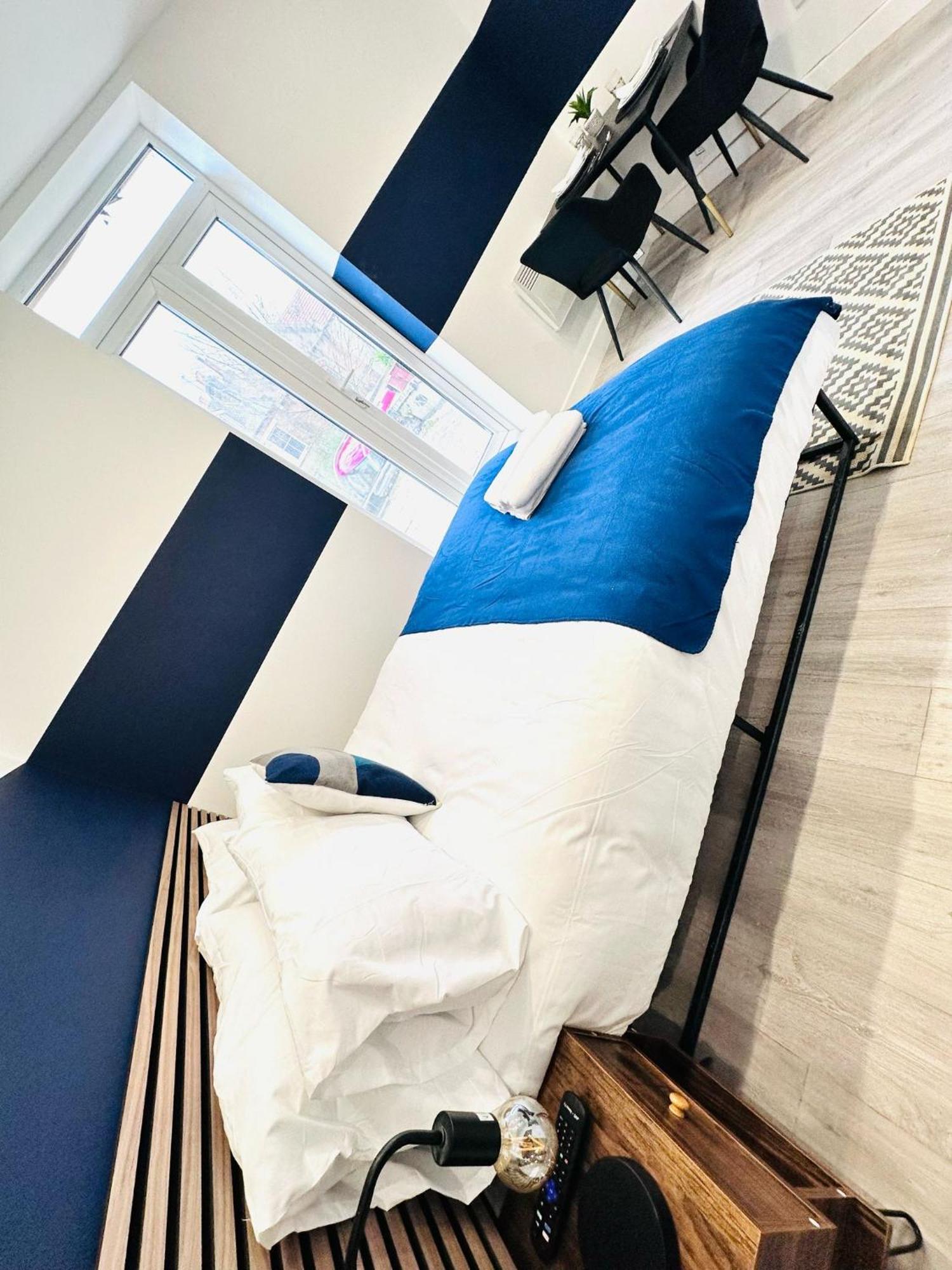 High Standard Central Studios Perfect For Tourists! لندن المظهر الخارجي الصورة