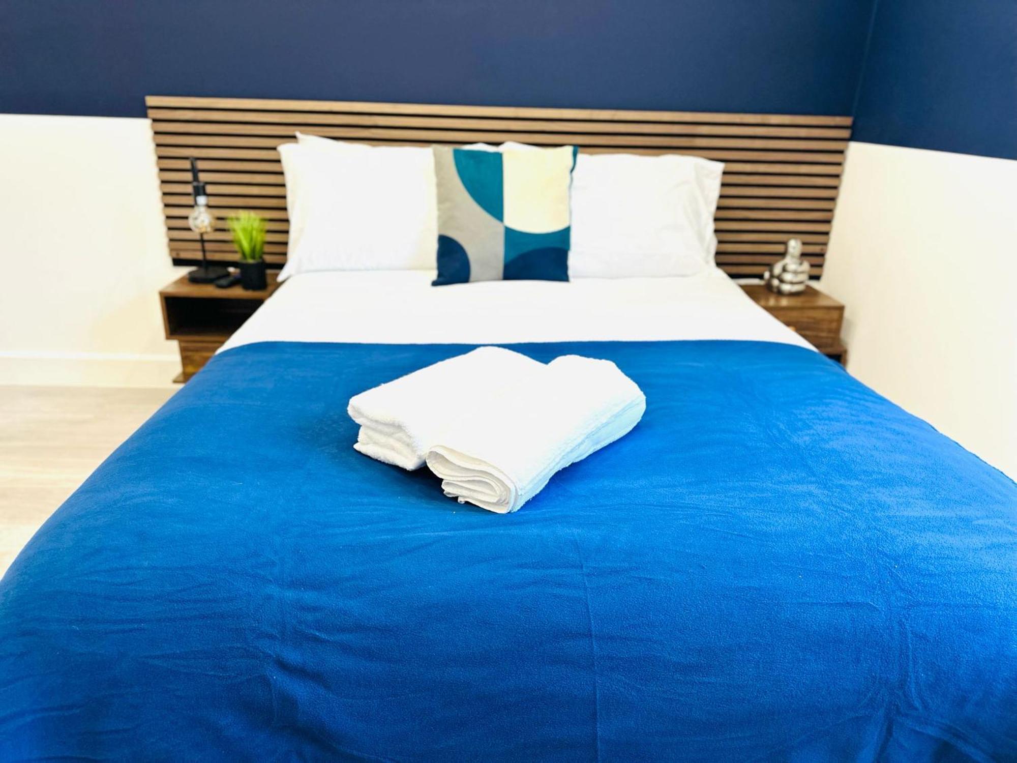 High Standard Central Studios Perfect For Tourists! لندن المظهر الخارجي الصورة